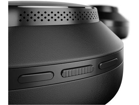 Bowers & Wilkins PX8