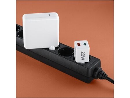 Hama Schnellladegerät USB-C (20W)