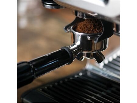 SAGE the Barista Touch SES880BTR4EEU1